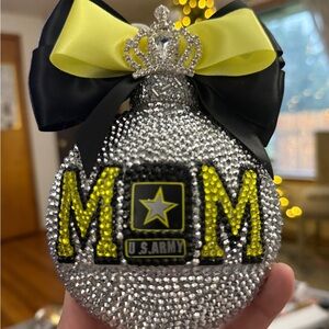 U.S. Army Mom Ornament with Rhinestones, Christmas, Holiday Gift, Rhinestones